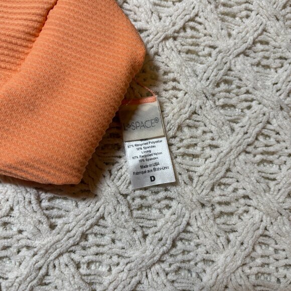 L*Space Jess Bikini Top – Orange Textured Swimwear – Women’s D - NWOT - Picture 3 of 6